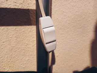 Vitrina DETOLF IKEA + 1 LED