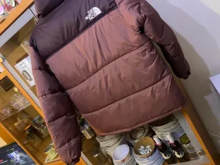 Chaqueta The North Face Marrón y Negra