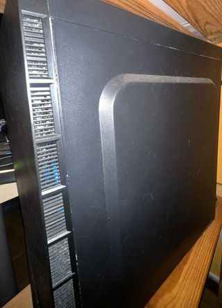 PC Gaming MSI Negro con Luces LED