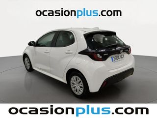 Toyota Yaris 1.0 70 Business 51 kW (69 CV)