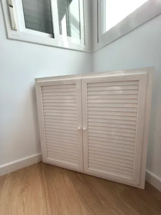 Cubre radiador blanco aluminio