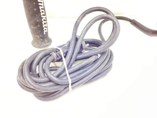 taladro electrico makita hr2600