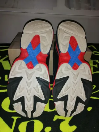 Sapatilhas Adidas Falcon women