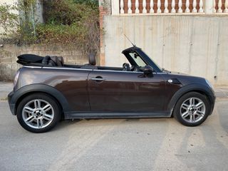MINI Cabrio 2010