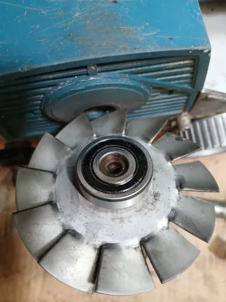 Smerigliatrice Virutex M 75