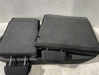 Volkswagen 144130 asientos 3b9885321p passat