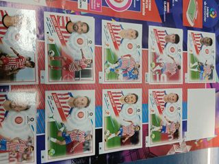 Álbum de cromos de futbol, Futbol Liga 2022-23. casi Completo. Panini ( faltan 4 cromos)