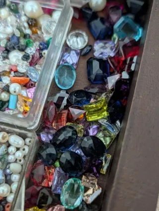 Lote antiguo piedras preciosas y bisutería