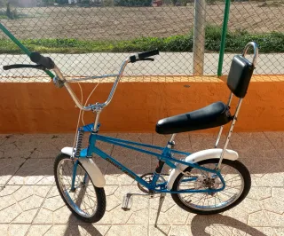 Bicicleta BMX azul