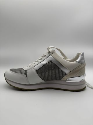 Zapatillas Michael Kors Plata y Blanco