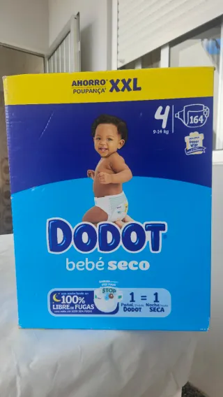 Dodot Bebé Seco T4 164 Unidades