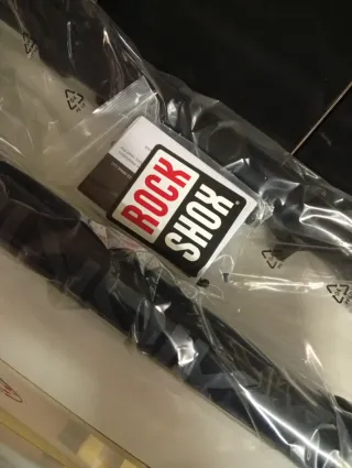 Forcella RockShox Lyrik E-bike 29 Boost 160mm