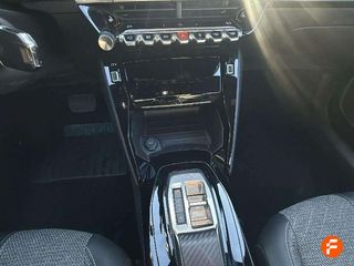 Peugeot 2008 Allure Puretech 130 S&S EAT8