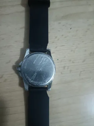 Reloj Timberland Esfera Blanca y Correa Negra