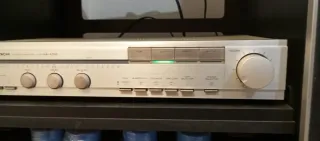 Equipo de música Hitachi con amplificador HA-4700
