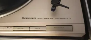 Equipo de música Hitachi con amplificador HA-4700