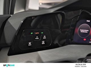 Volkswagen Golf   1.5 TSI 85kW (115CV) "Más"