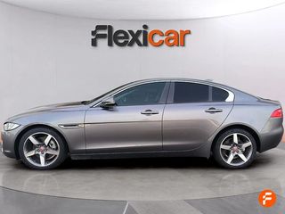 Jaguar XE 2.0 Diesel 132kW Pure Auto AWD