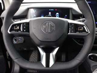 MG MGS5 BEV 64KWH LUXURY 231 5P
