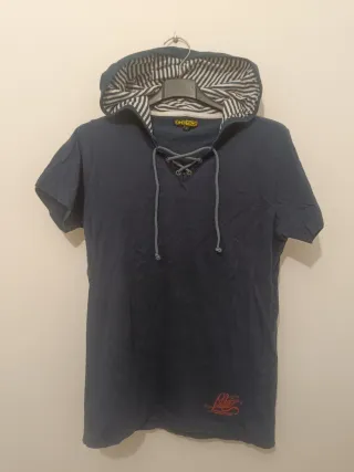 Camisetas con capucha Inside S calavera