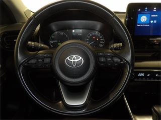 TOYOTA Yaris 1.5 120H Active Plus
