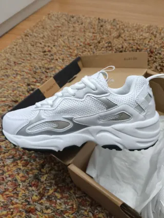 Tenis Fila Blanco/Gris Talla 36