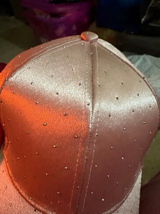 Berretto Rosa Satinato con Brillantini