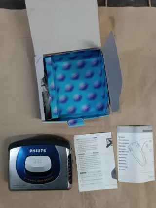 Philips AQ6585 Walkman Radio Cassette