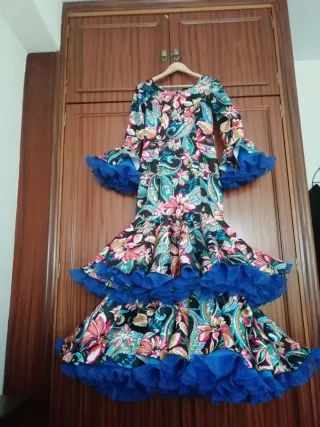 Traje de flamenca talla 40-42