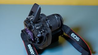 Canon EOS 100D Cámara Digital Usada