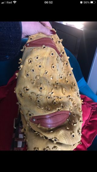 Borsa Louis Vuitton beige con fiori rosa