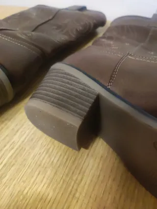 Botas Mustang Marrones Talla 37.