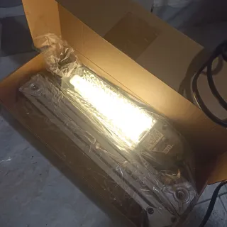 Lampada da tavolo IKEA GLOBAL