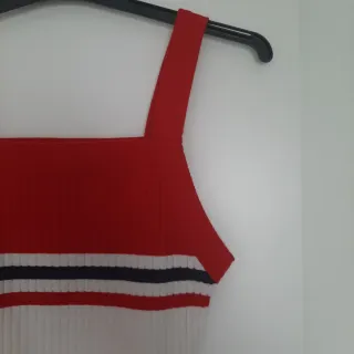 Top de tirantes rayas rojo, blanco y azul