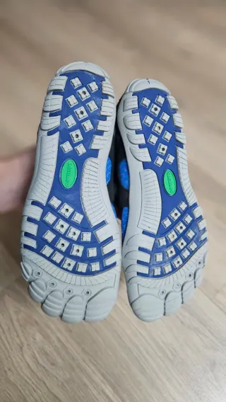 Zapatillas Saguaro para playa y agua