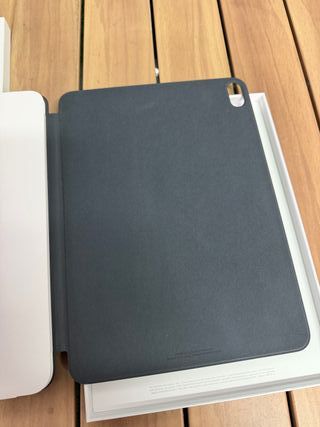 Apple Smart Folio, Funda tablet para el iPad Air 11" (M2 & M3), Poliuretano, Gris oscuro