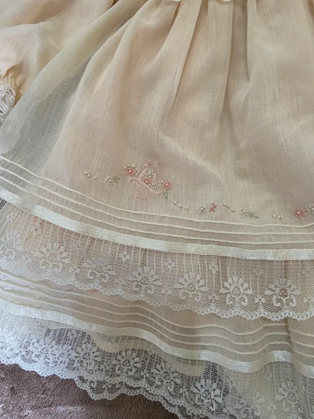 Vestido de bebé recién nacido.. como para de 1 mes