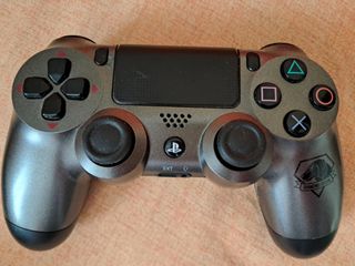 PS4 Edizione Limitata Rossa