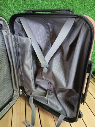 Amazon Basics Maleta de Mano Rosa 55 cm