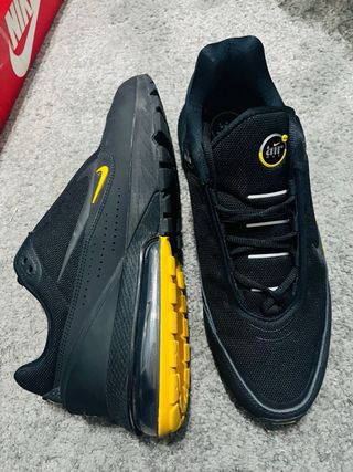 Nike Air Max 270 Negras y Amarillas