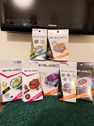 Beyblade X - Set di 7 pezzi