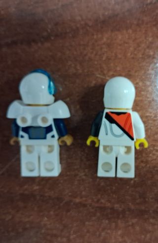 2 Lego Spaceman Moderni BAM