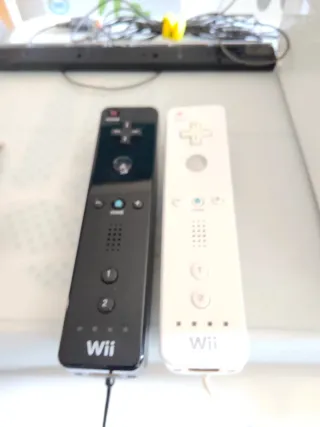 Nintendo Wii + Wii Fit Plus + Wii Sports
