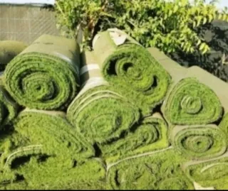 CÉSPED ARTIFICIAL DÉ CAMPOS DÉ FUTBOL RECICLADOS