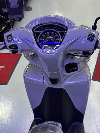 Honda Vision 110 Scooter Nueva