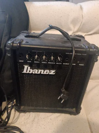 Bajo Eléctrico Negro