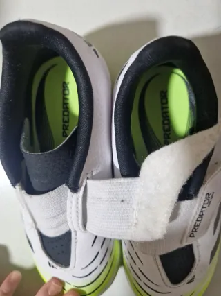 Botas de fútbol Adidas Predator niño talla 28