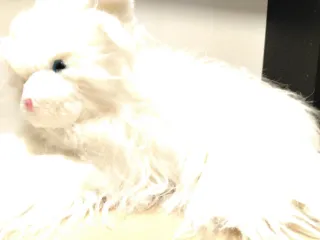 Peluche gato blanco suave