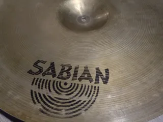 Sabian HH Rock Ride 22 Platillo Batería