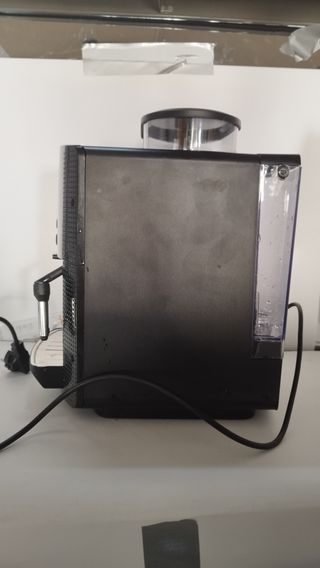 Krups Máquina de café Essential, molinillo de granos, cafetera espresso, pantalla LCD, limpieza automática, boquilla de vapor pa